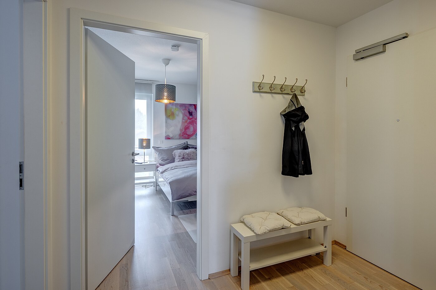 Apartment with 3 room | 70483 | Diele mit Zugang zum...