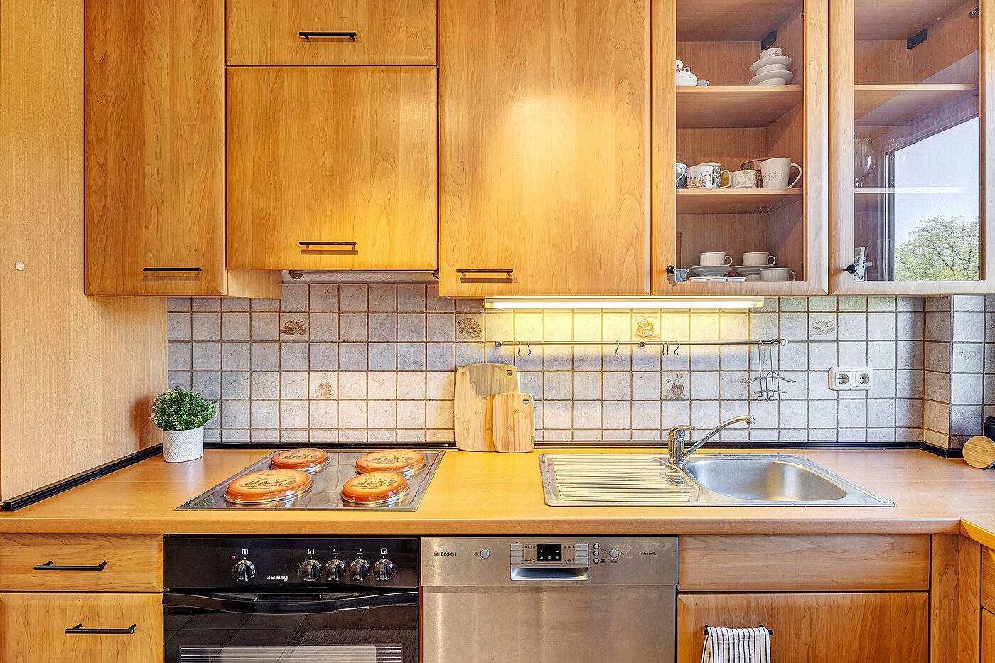 Apartment with 3 room | München-Forstenried | 2204ML1 | ...mit Einbauküche