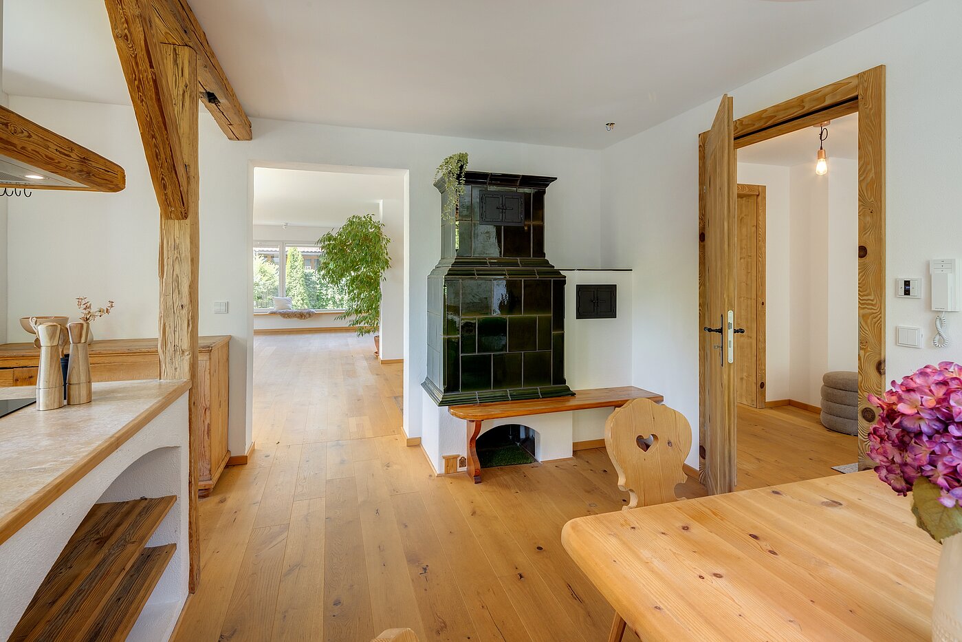 Special property with 9 room | 70406 | Küche Erdgeschoss
