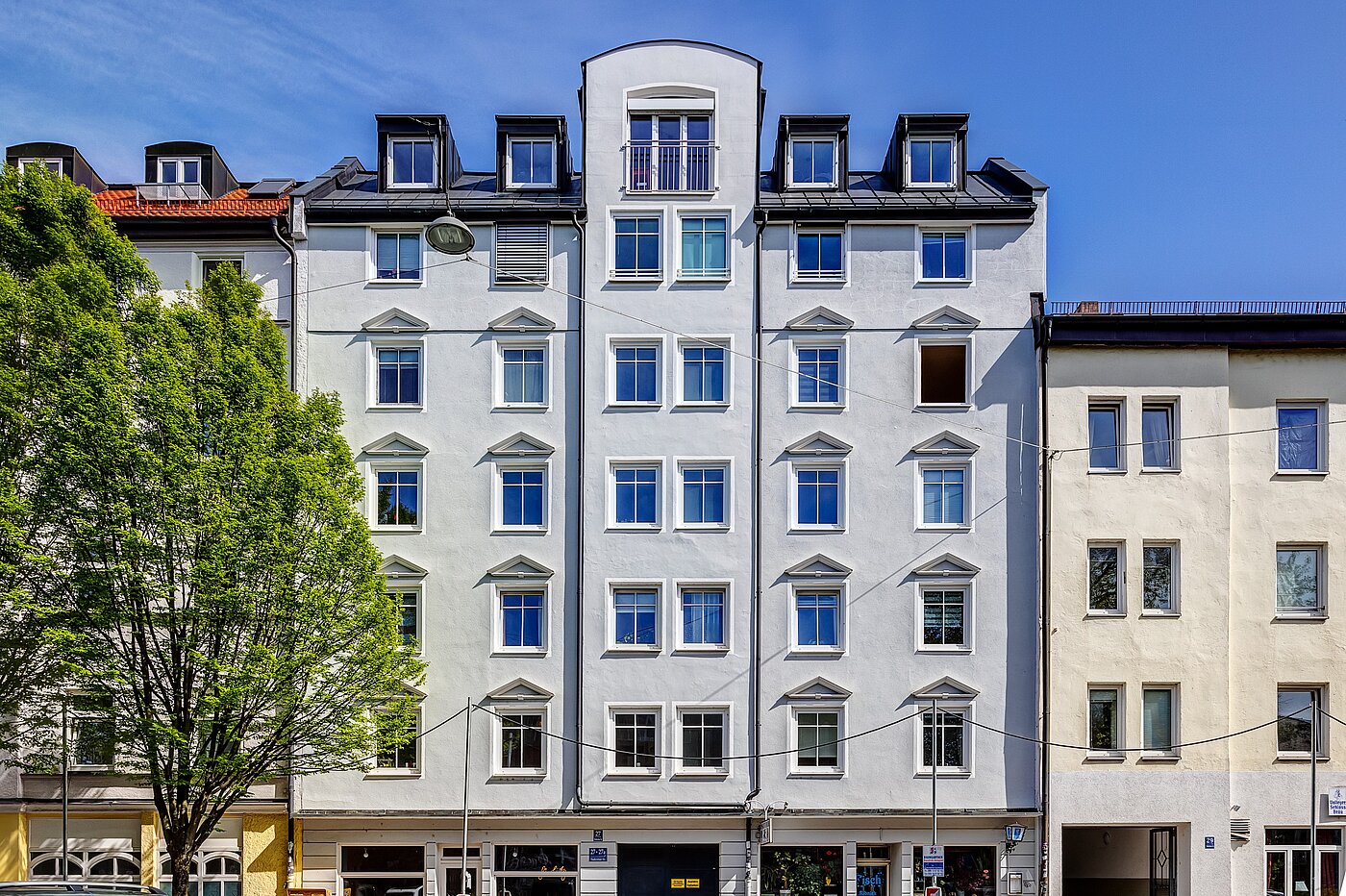 Apartment with 2.5 room | München-Isarvorstadt | 70121 | Ansicht von der Straße