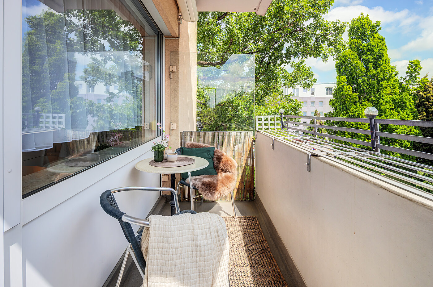 Apartment with 2 room | München-Sendling-Westpark | 70413 | ...schönem Balkon...
