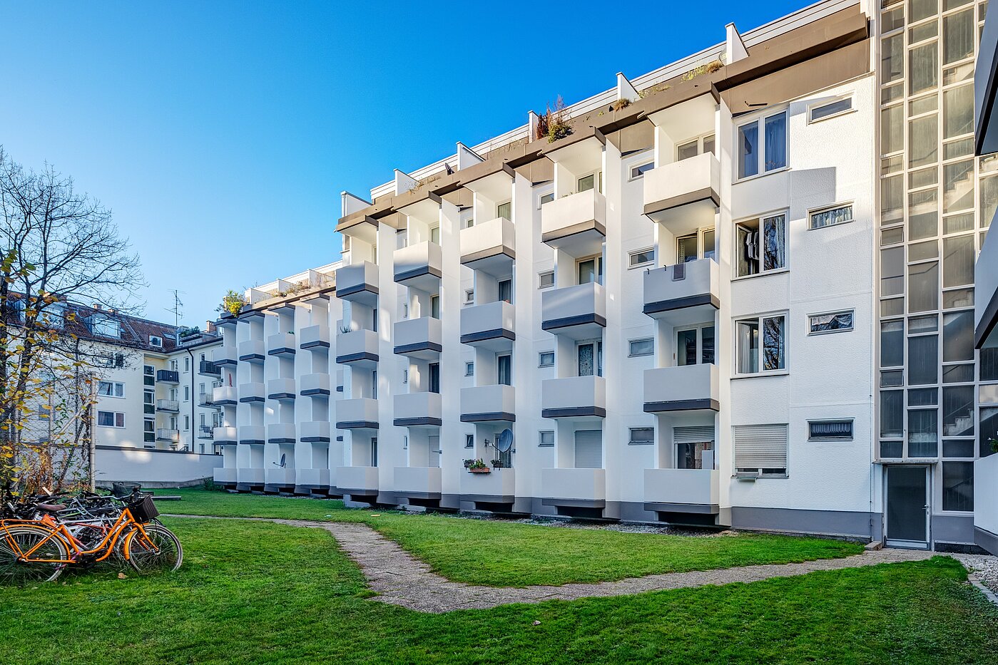 Apartment with 1 room | München-Milbertshofen | 70183 | Innenhof