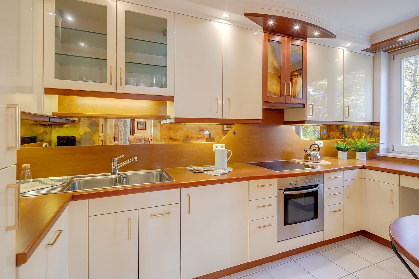 Apartment with 2 room | München-Sendling | 2010ML1 | ...mit gepflegter Einbauküche