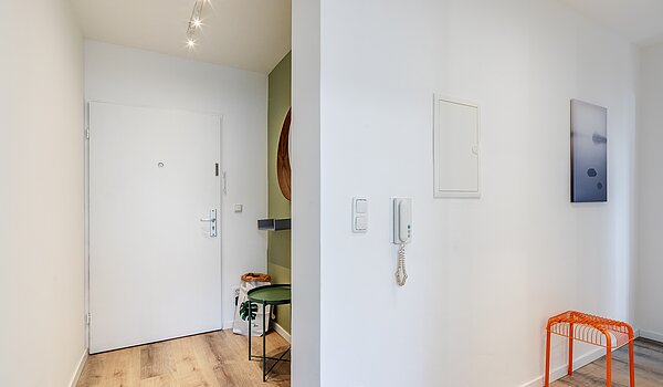 Ground floor apartment with 2 room | München-Moosach | 70462 | Flur