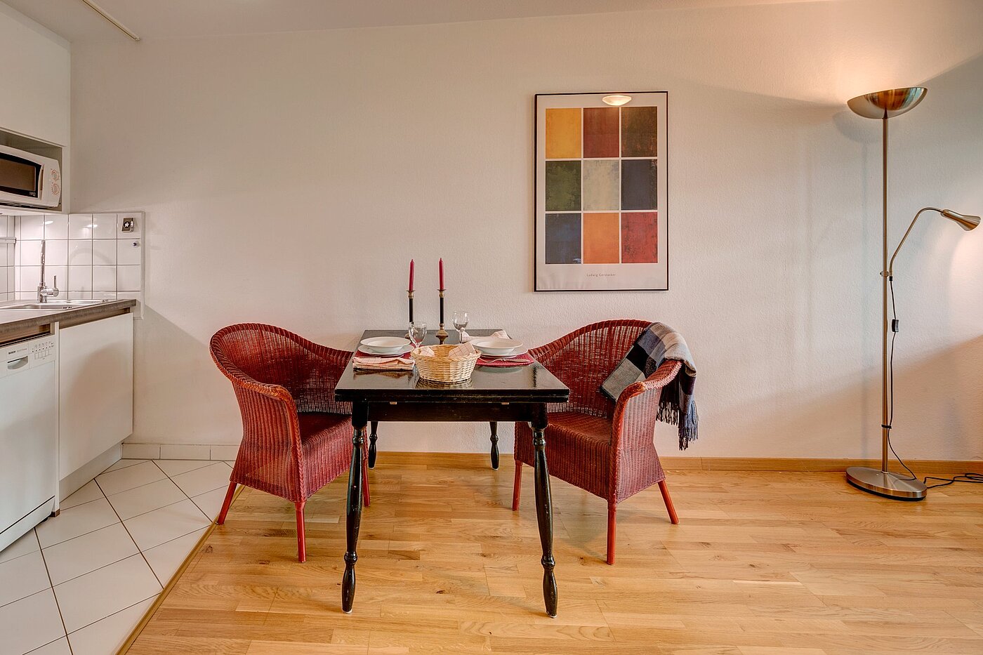 Raised Ground Floor with 1 room | München-Neuhausen | 1911ML10 | Kleiner Essplatz