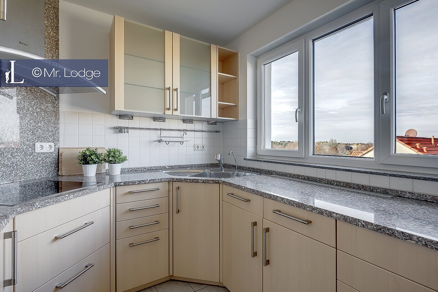 Attic Apartment with 4 room | 1608ML5 | Einbauküche