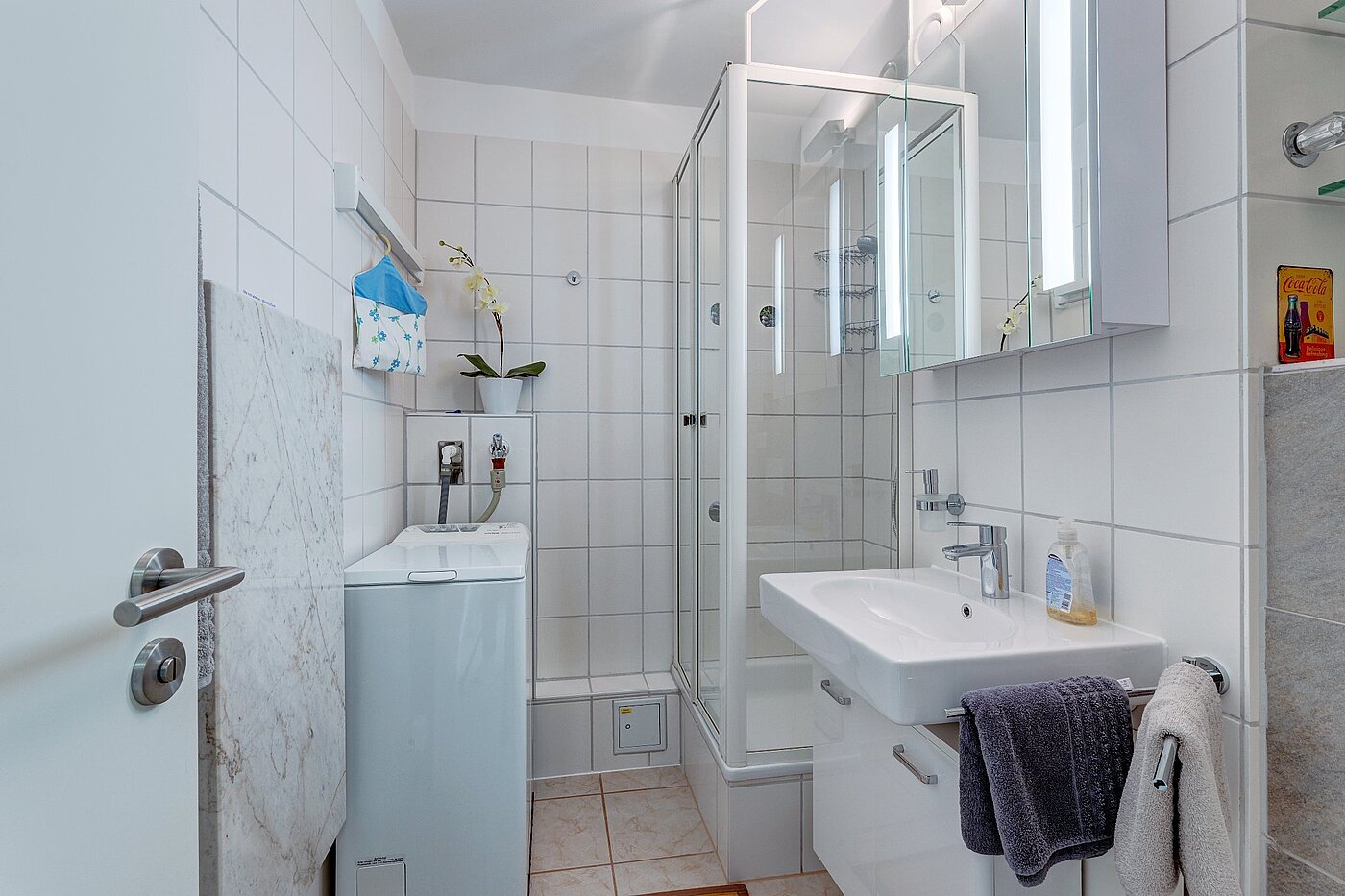 Apartment with 1 room | München-Schwanthalerhöhe | 2106ML8 | ... mit Dusche
