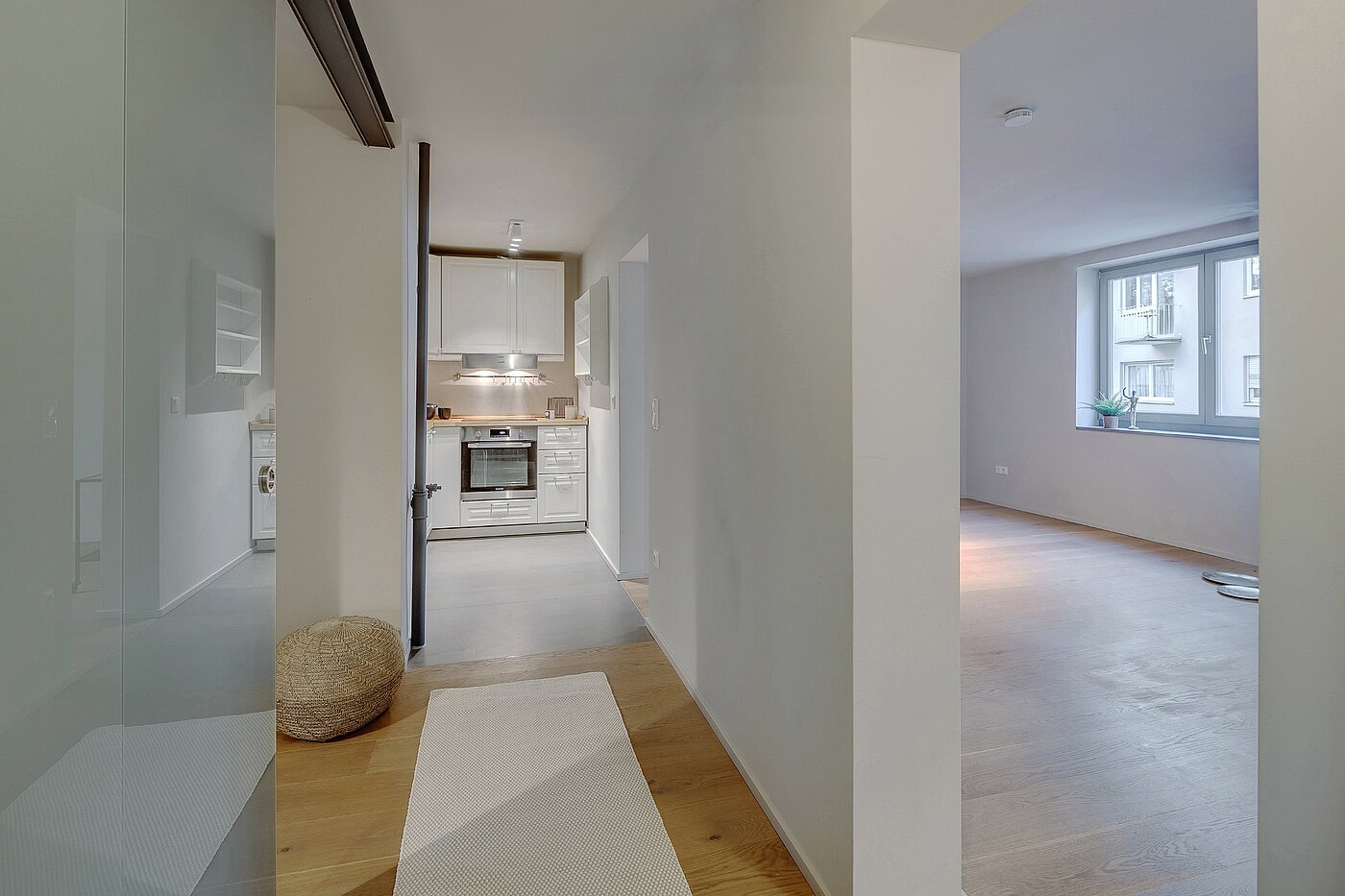 Raised Ground Floor with 2 room | München-Lehel | 2012ML1 | Zugang zu allen Räumen