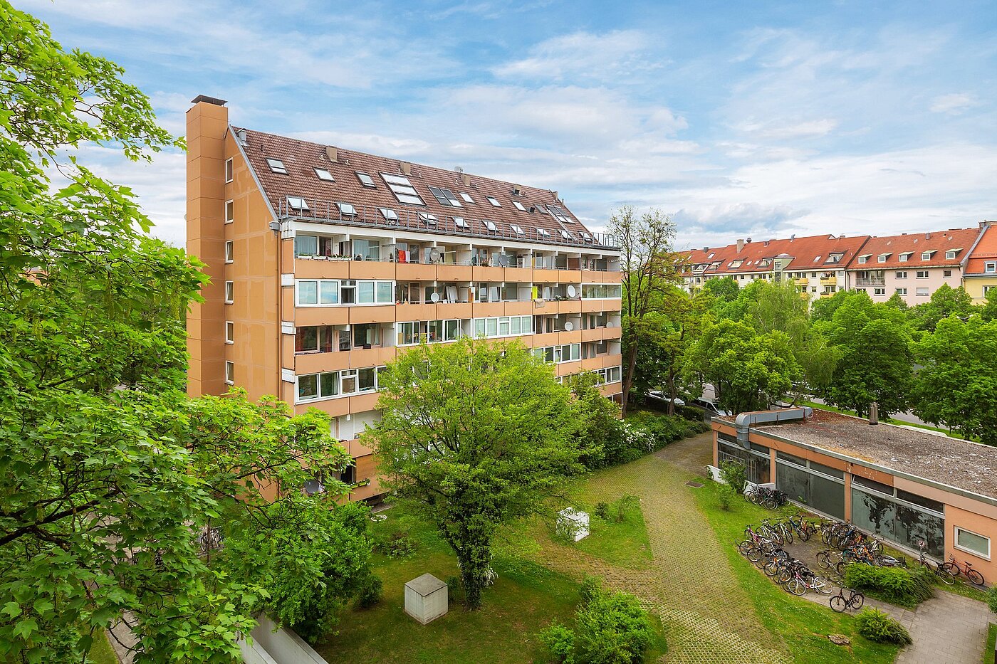 Apartment with 1 room | München-Nymphenburg | 2102ML7 | ...vom 4.OG in den Innenhof