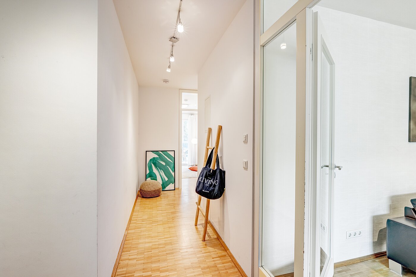 Apartment with 3 room | München-Neuhausen | 70489 | Diele