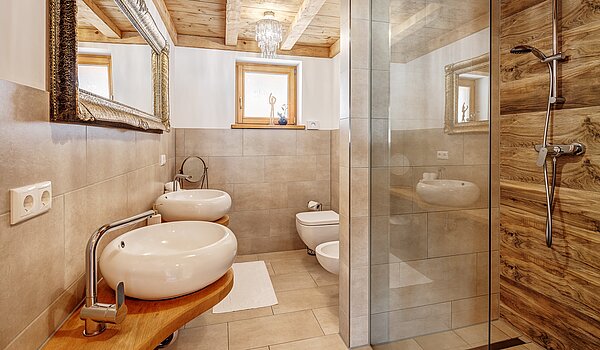 Apartment with 6 room | 70095 | ...und Masterbad