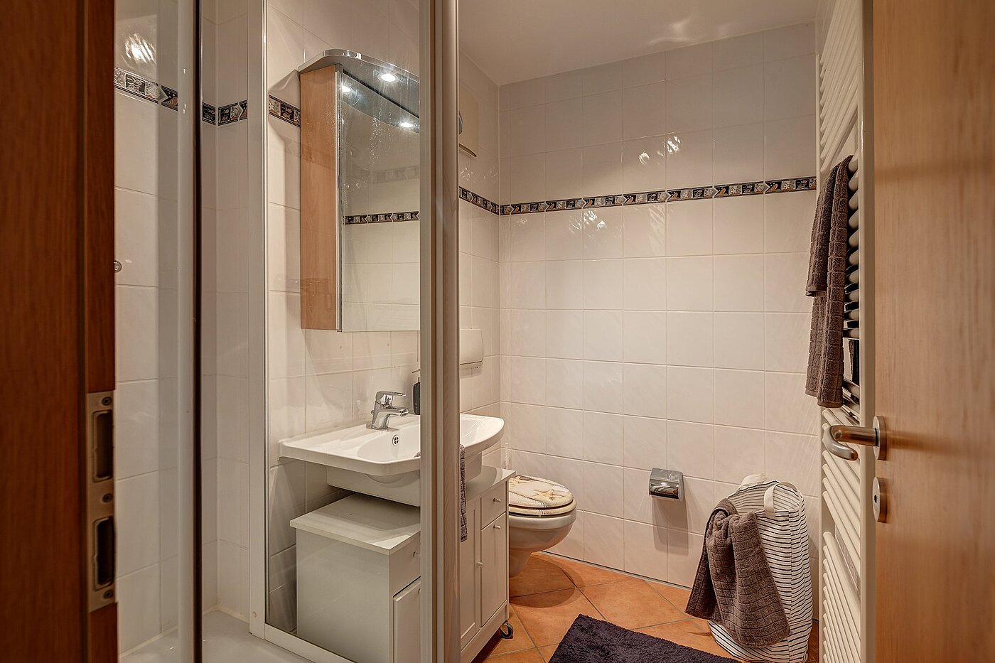 Apartment with 1 room | München-Trudering | 1810ML3 | Modernes Duschbad