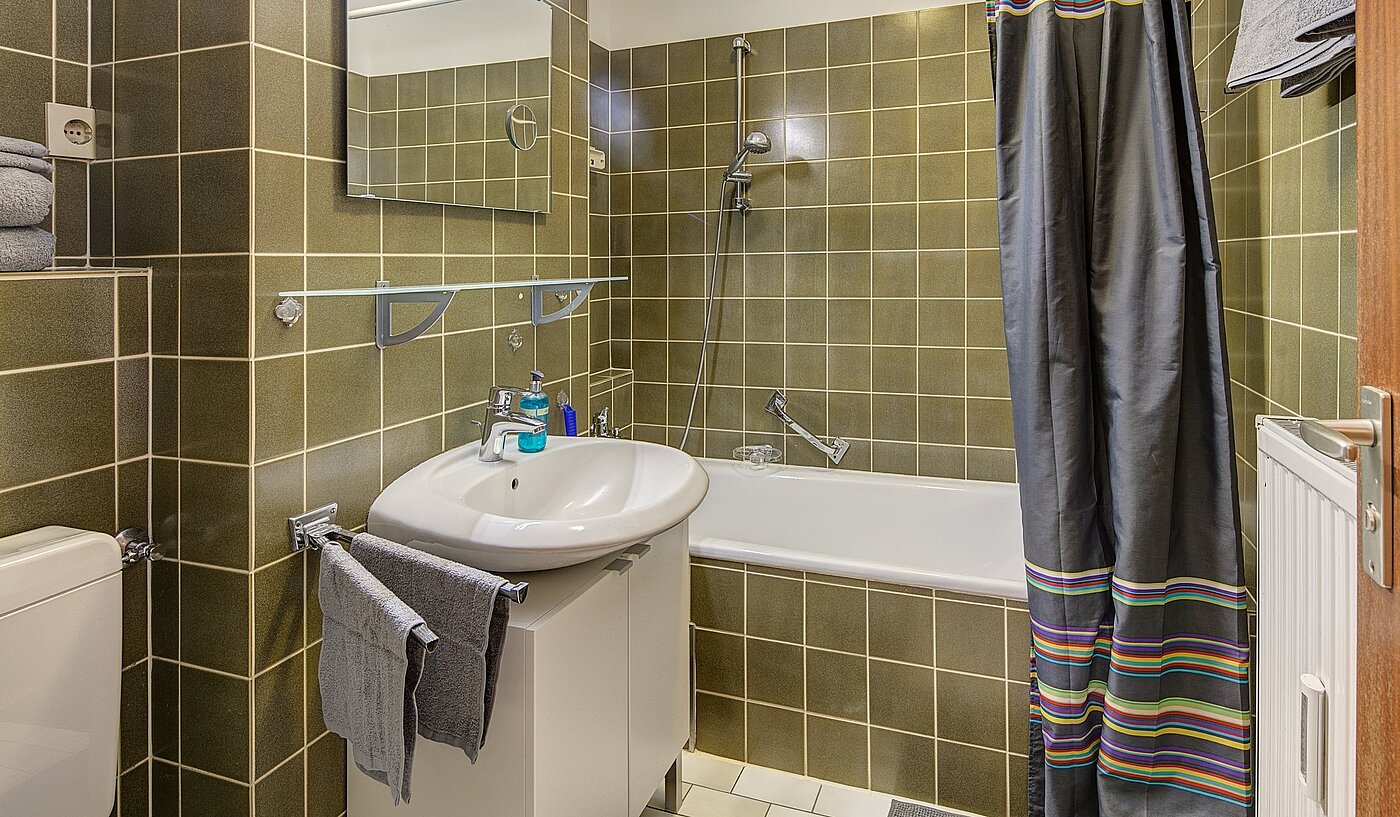 Apartment with 1 room | München-Nymphenburg | 1904ML3 | Bad mit Badewanne