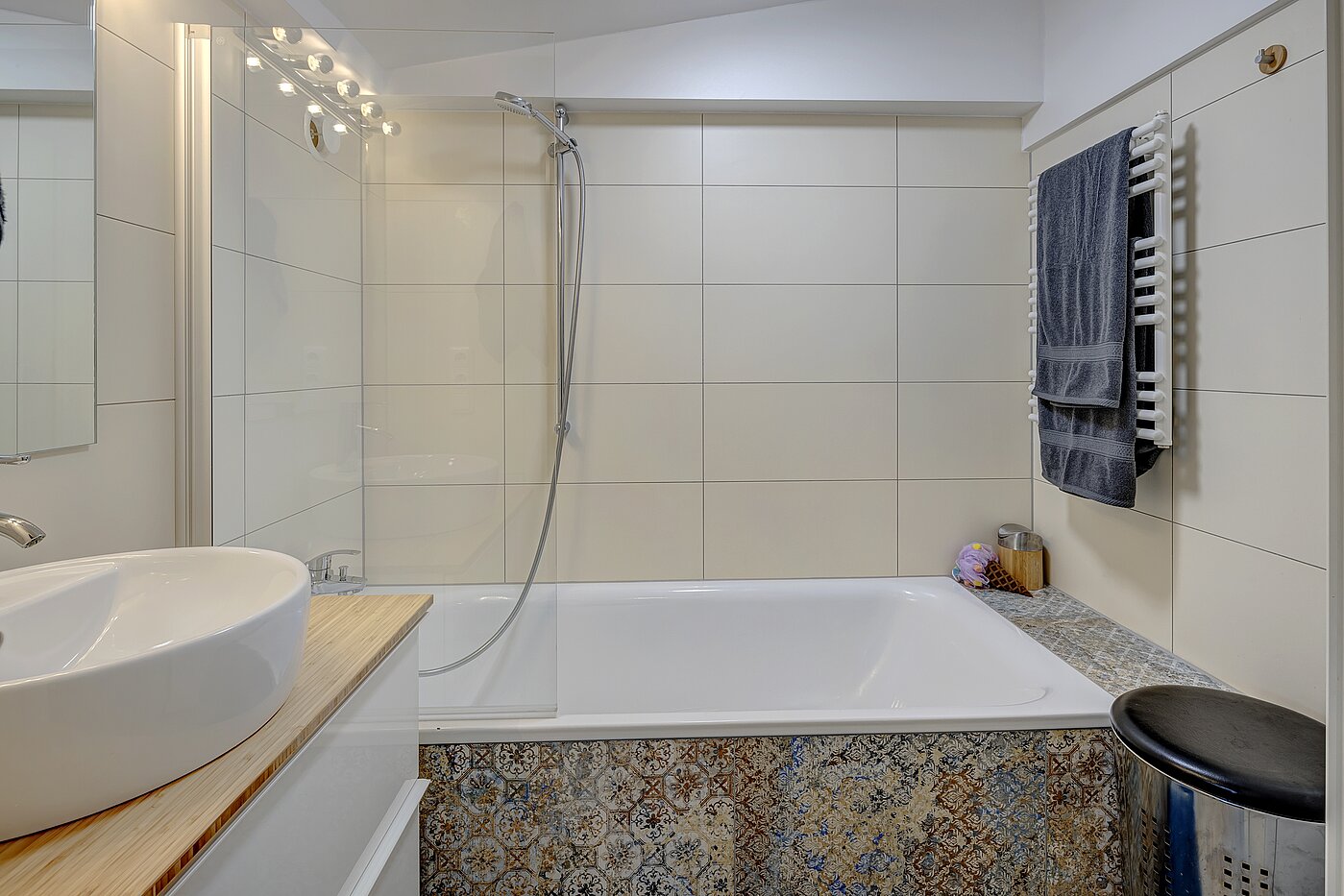 Attic Apartment with 4.5 room | München-Ludwigsvorstadt | 70461 | Bad