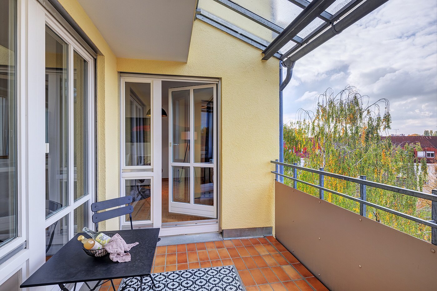 Apartment with 3 room | München-Schwabing | 70299 | Loggia