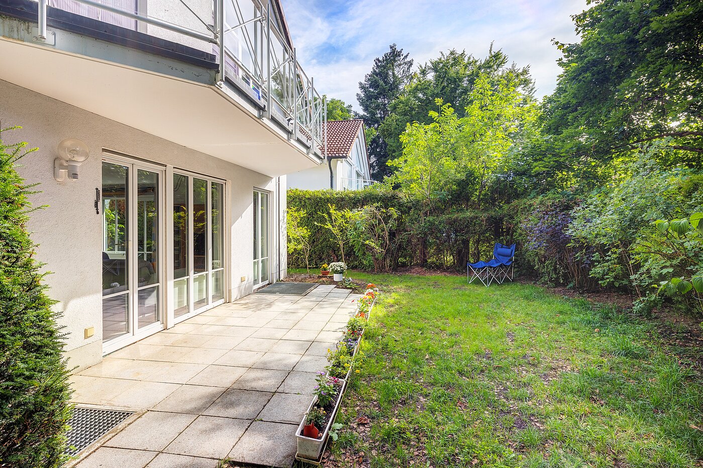 Semi-detached House with 5 room | München-Trudering | 70269 | ...mit Garten