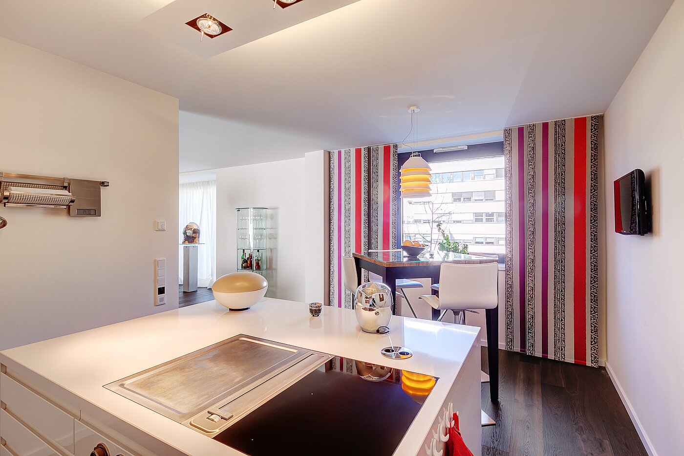 Apartment with 3 room | München-Schwabing | 1511ML1 | Tapernaki Grill && Induktion