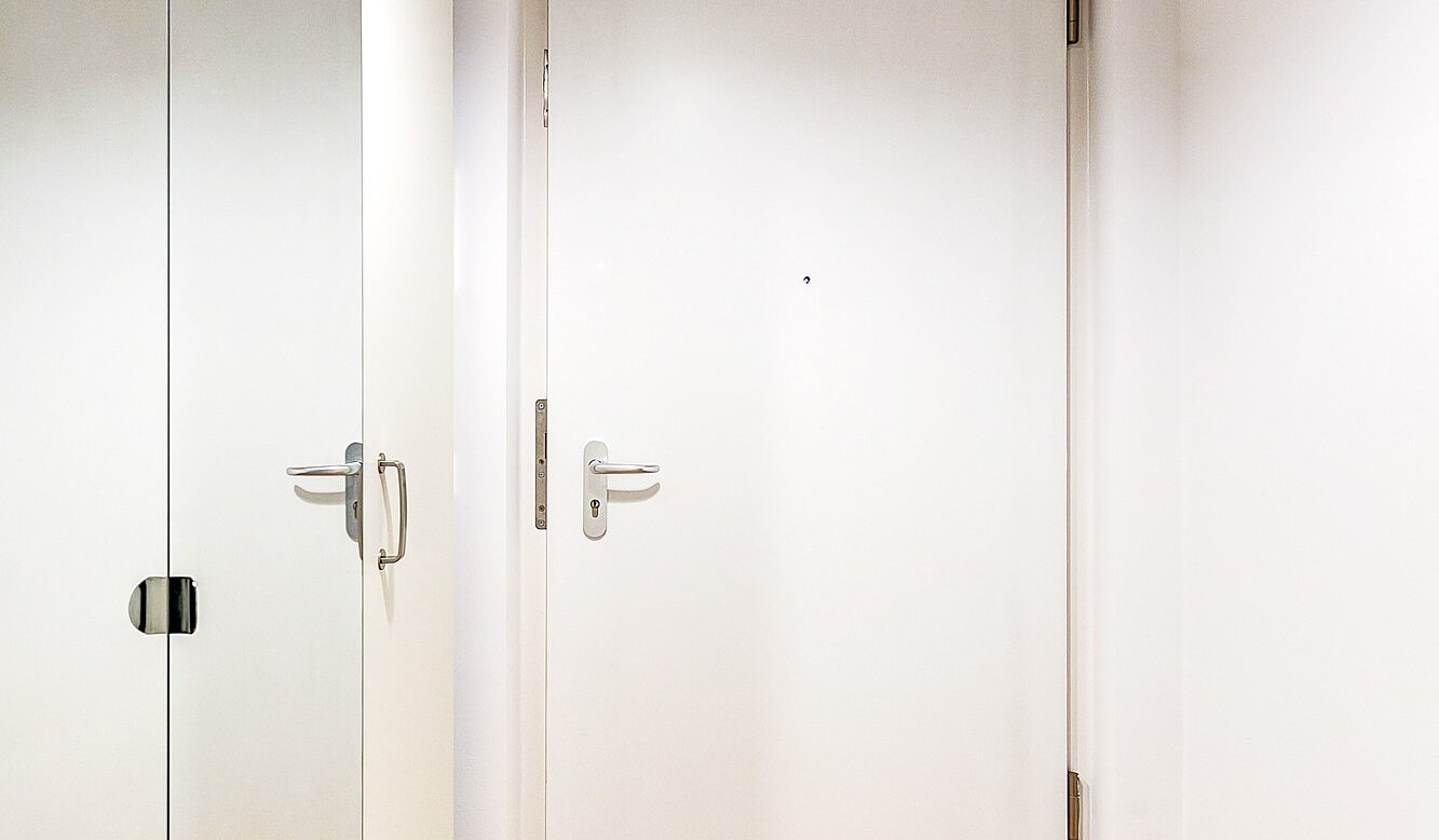 Apartment with 2.5 room | 70020 | Flur Blickrichtung Eingang