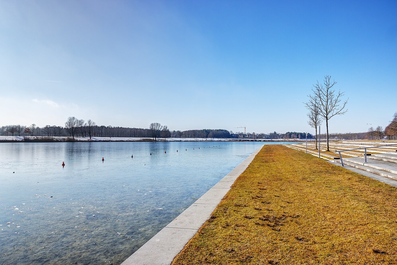 Ground floor apartment with 2 room | München-Riem | 2201ML1 | ...Riemer See im Winter...