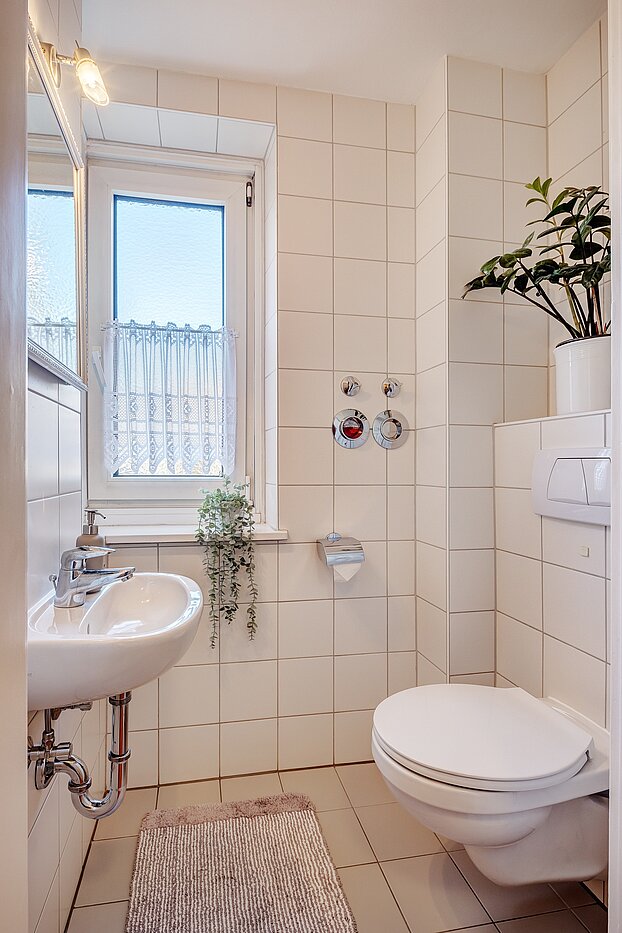 Apartment with 3 room | München-Bogenhausen | 2112ML3 | separate Toilette