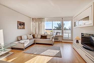 Unterschleißheim: Well cut 3-room apartment with balcony