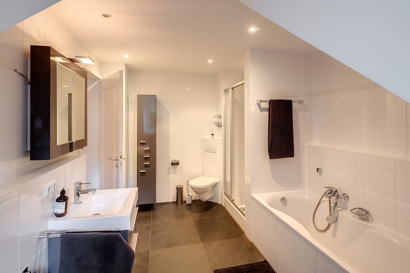 Maisonette with 2.5 room | München-Solln | 701961 | Badewanne und...