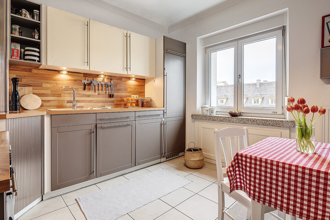 Apartment with 2.5 room | München-Au | 2002ML5 | Große moderne Einbauküche