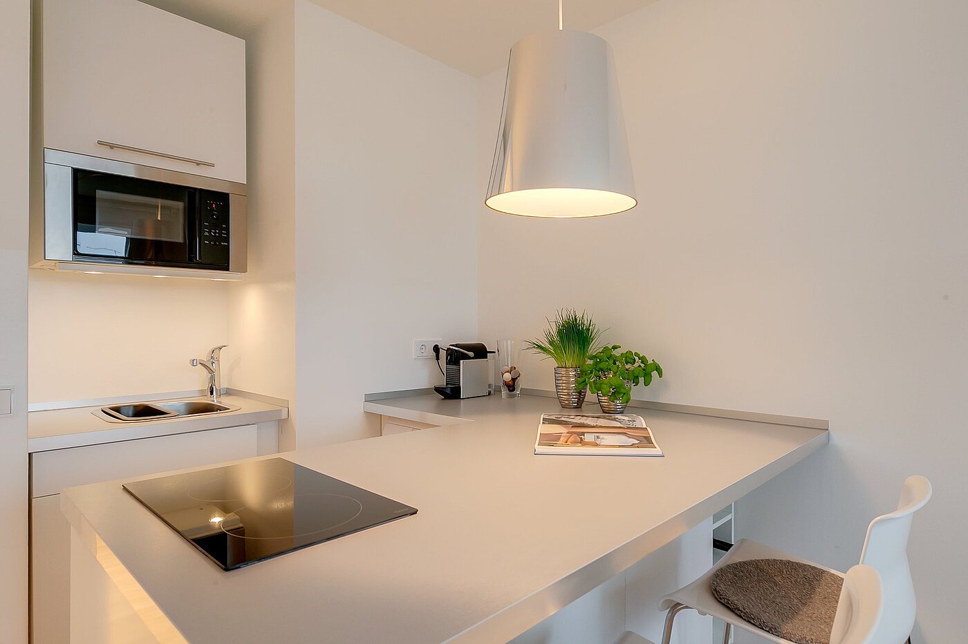 Apartment with 1 room | München-Nymphenburg | 2102ML7 | Küchenzeile...