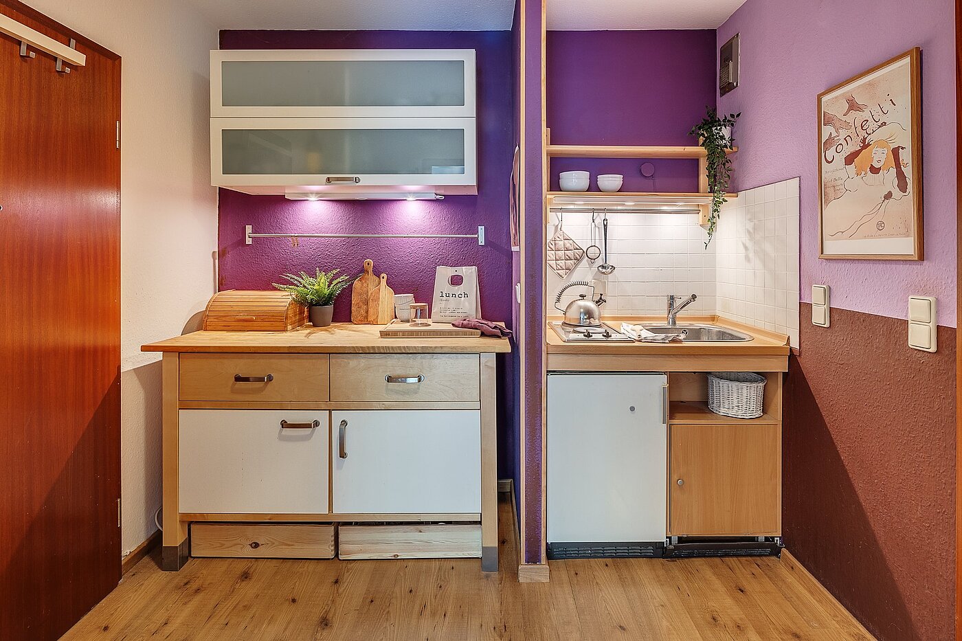 Apartment with 1 room | München-Schwabing | 2104ML4 | Charmante Küchenzeile