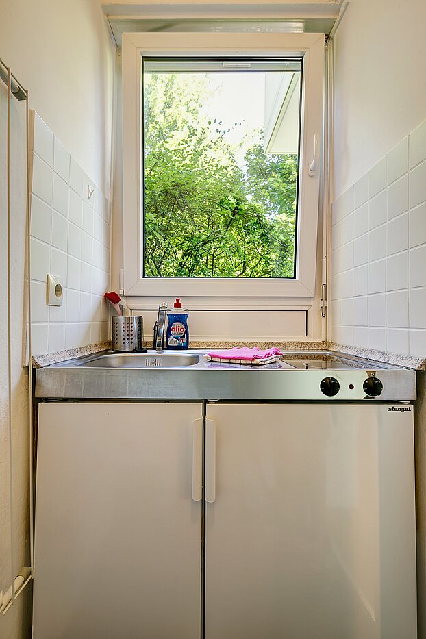 Apartment with 1 room | München-Schwabing | 70257 | Küche mit Fenster...