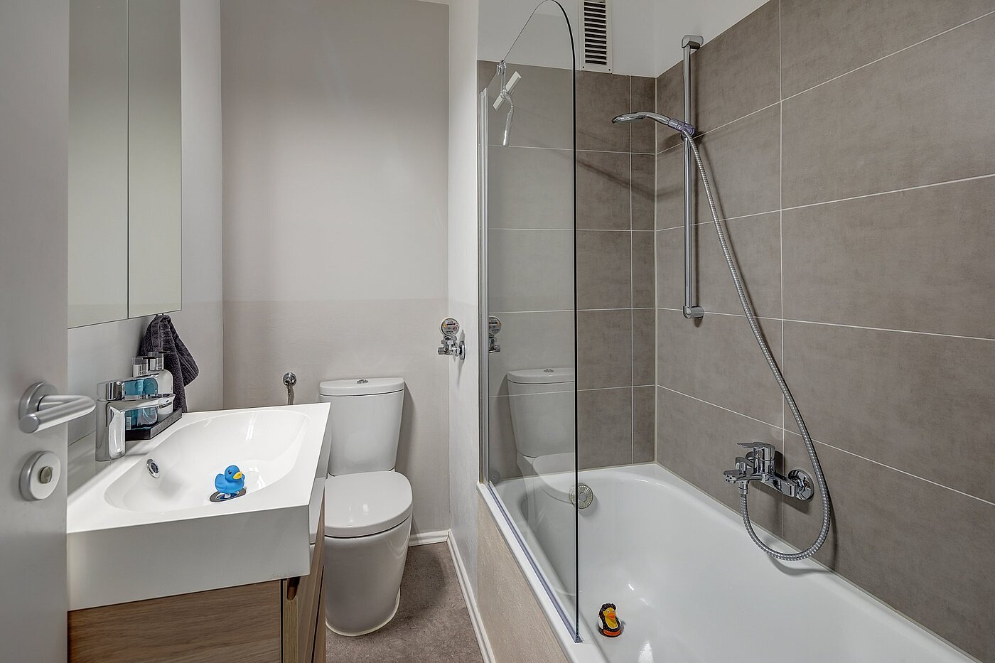 Apartment with 1 room | München-Schwabing | 2109ML5 | modernes Bad...