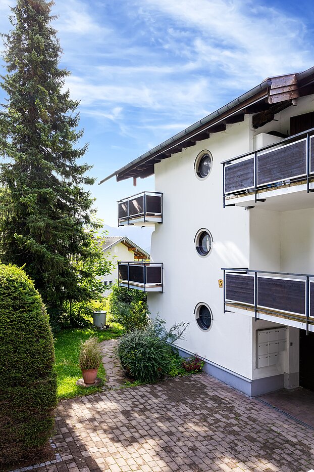 Mehrfamilienhaus with 10 room | Bad Wiessee | 70212 | von Norden