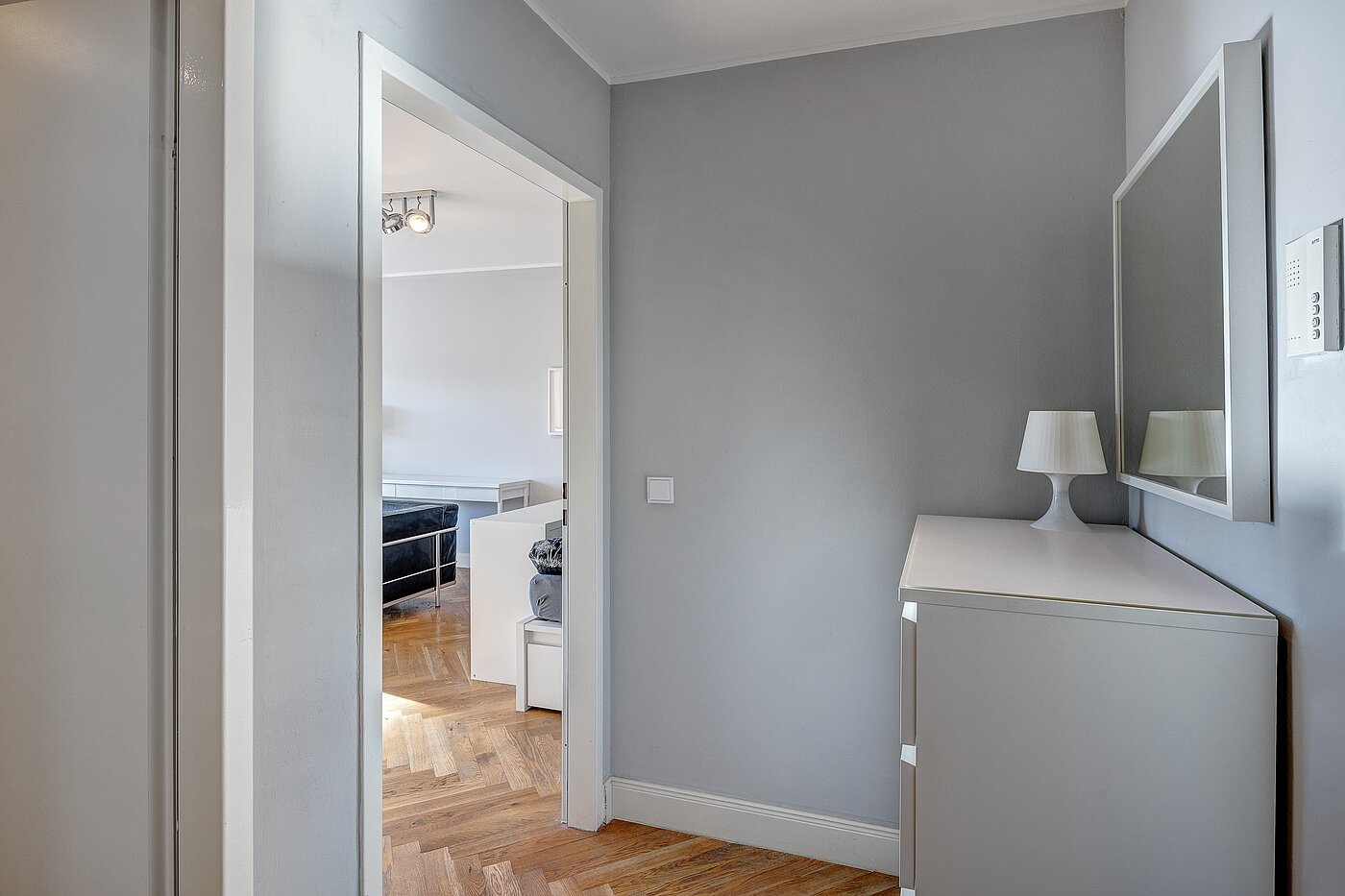 Apartment with 1 room | Rosenheim | 2109ML8 | Ansprechende Diele