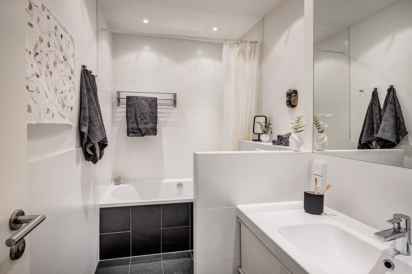 Ground floor apartment with 2 room | München-Schwabing | 70394 | ...mit Badewanne