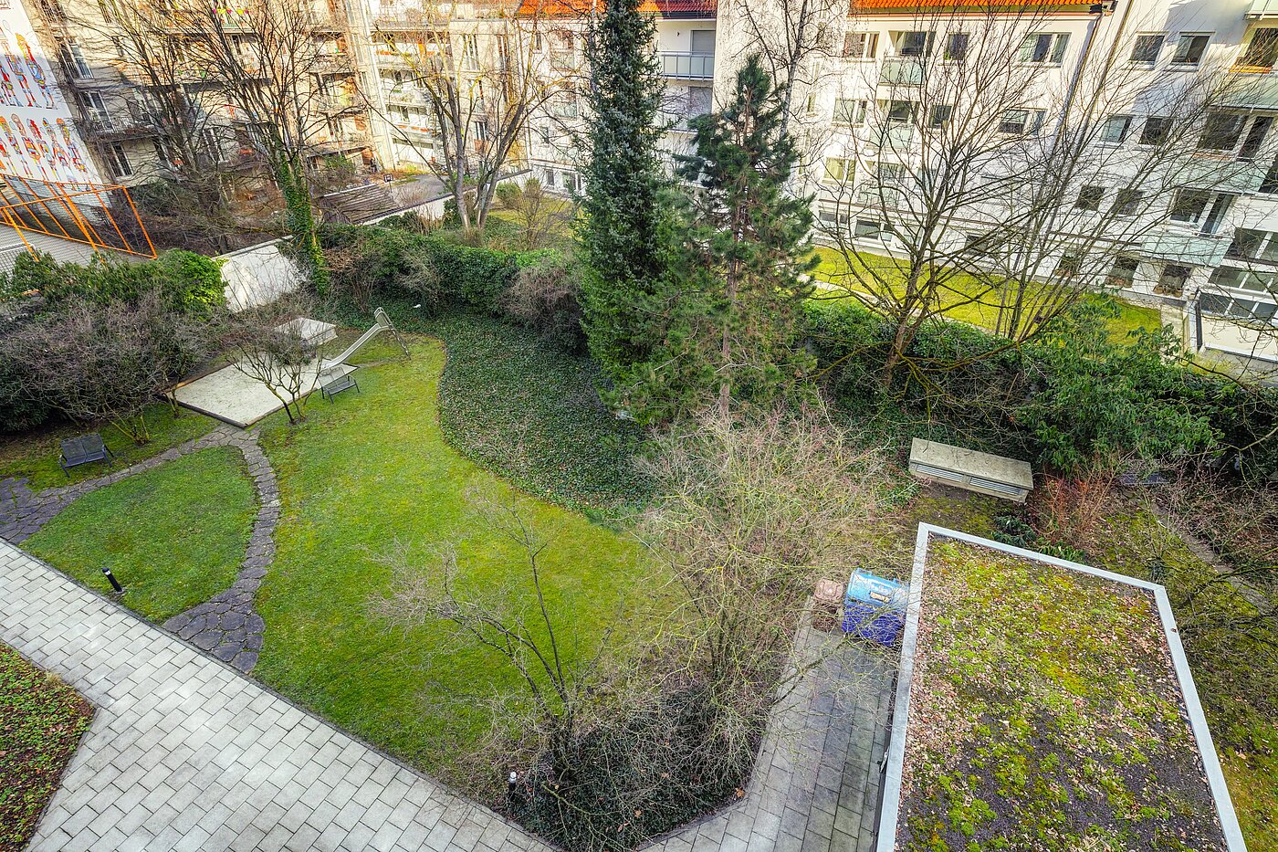 Apartment with 2 room | München-Schwabing | 70102 | Ausblick in den ....