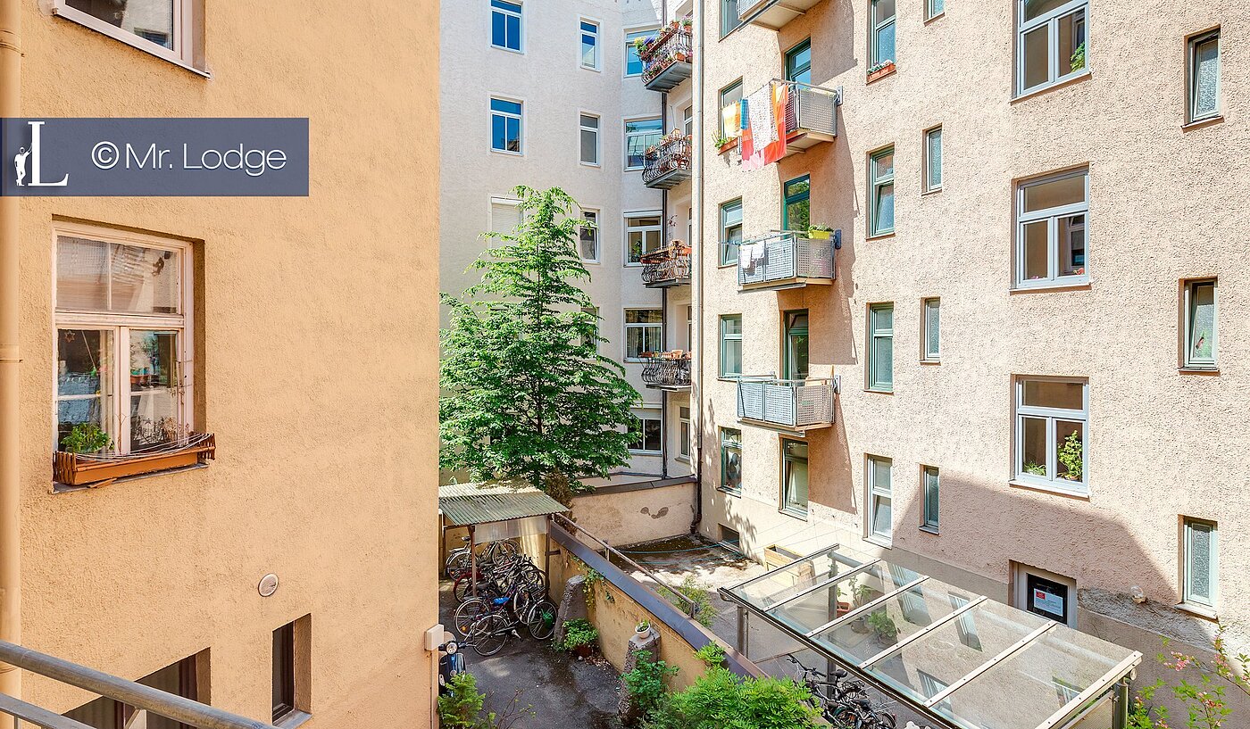 Apartment with 3.5 room | München-Haidhausen | 1803ML1 | Typischer Innenhof