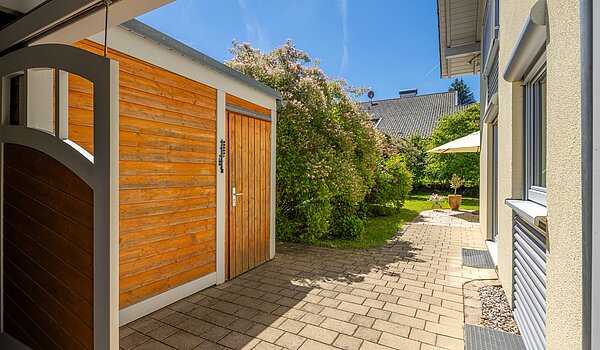 Detached house with 5 room | Icking | 70438 | ...zum Garten und Stauraum
