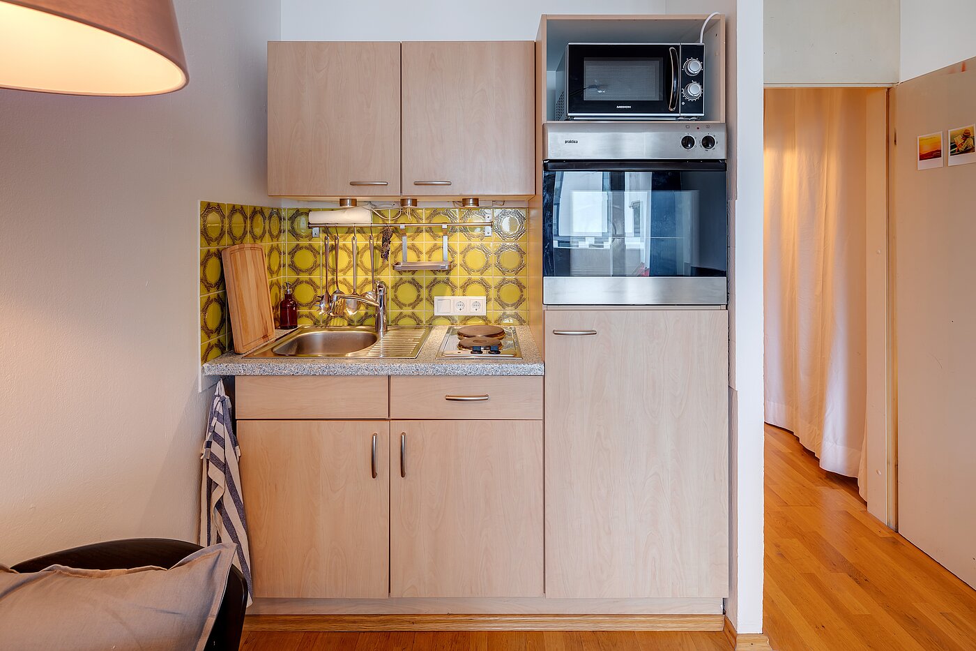 Apartment with 1 room | München-Au | 2211ML1 | Voll ausgestattete Küchenzeile