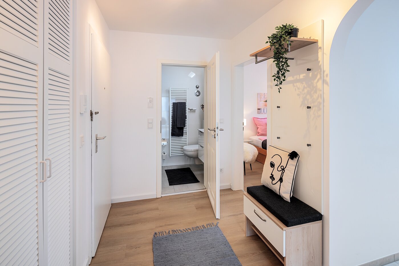 Apartment with 2 room | München-Sendling-Westpark | 704131 | Flur mit Zugang