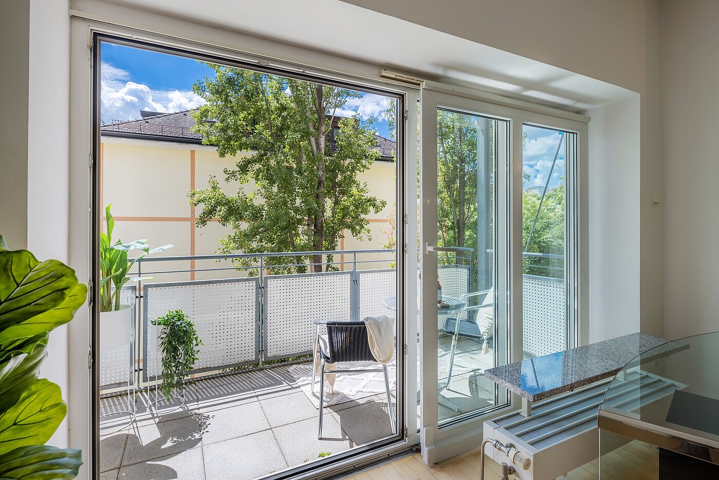 Apartment with 1 room | München-Maxvorstadt | 2206ML5 | ...und großem Südwest-Balkon