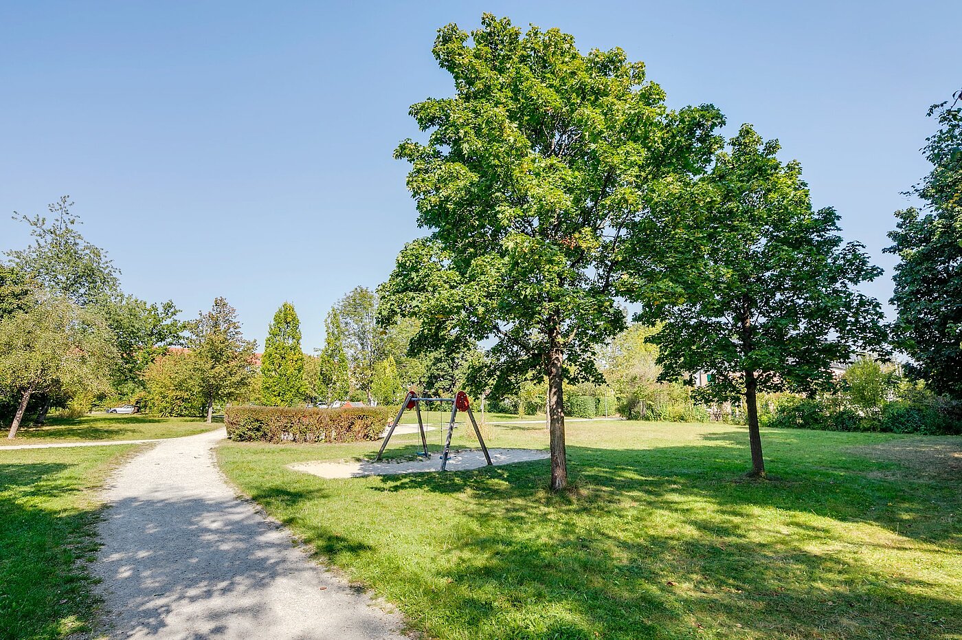Apartment with 2.5 room | München-Moosach | 2012ML4 | ...lädt zum Erholen ein