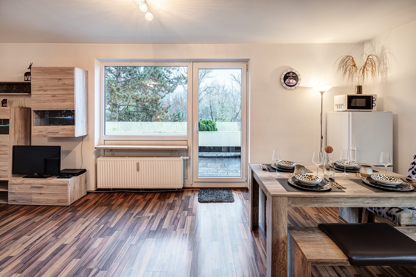 Apartment with 1 room | Karlsfeld | 70460 | Wohn- und Essfbereich