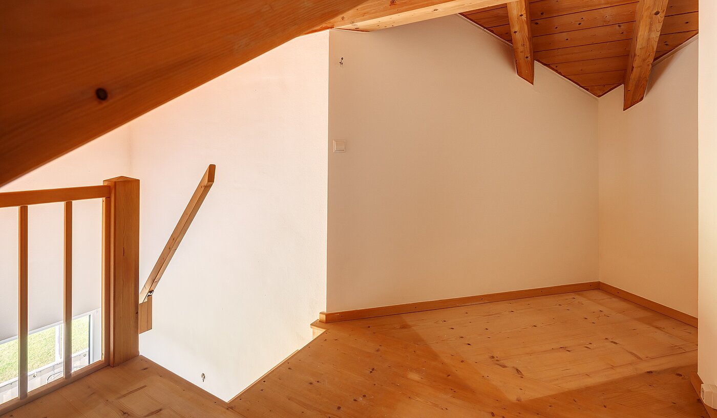 Attic Apartment with 2 room | 70314 | Galerie