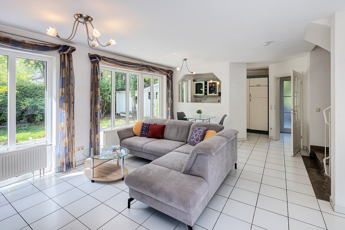 Semi-detached House with 5 room | München-Trudering | 70269 | Hell und Sonnig