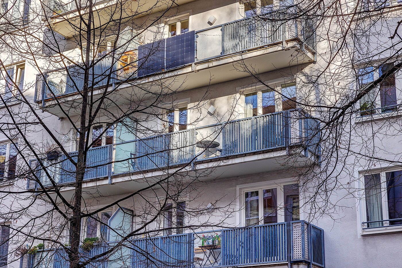 Apartment with 3 room | München-Schwabing | 2212ML1 | Hausansicht im Winter...