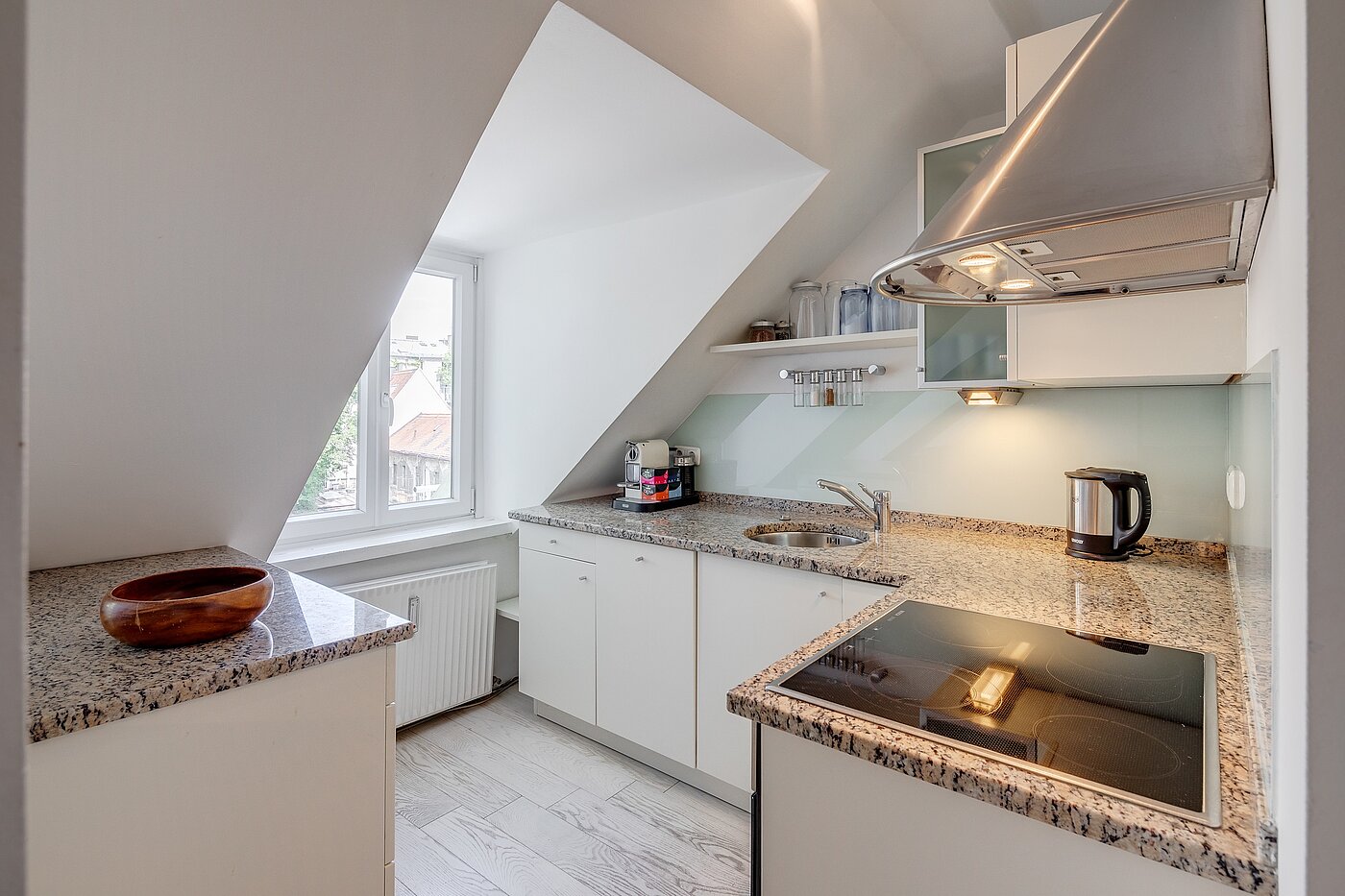 Apartment with 2 room | München-Isarvorstadt | 70089 | Offene Einbauküche