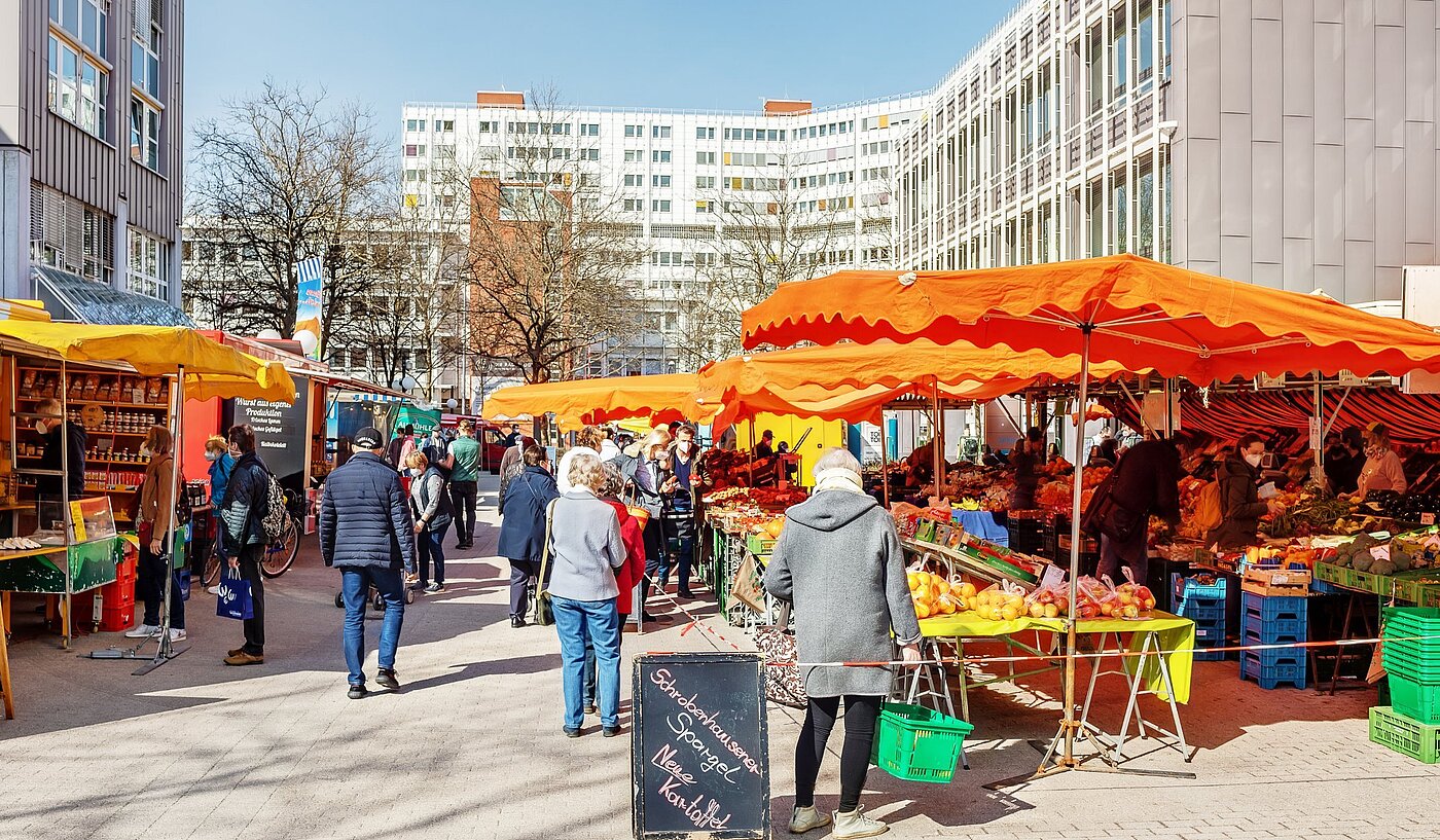 Apartment with 1 room | München-Bogenhausen | 2103ML6 | Der Wochenmarkt i.d. Nähe