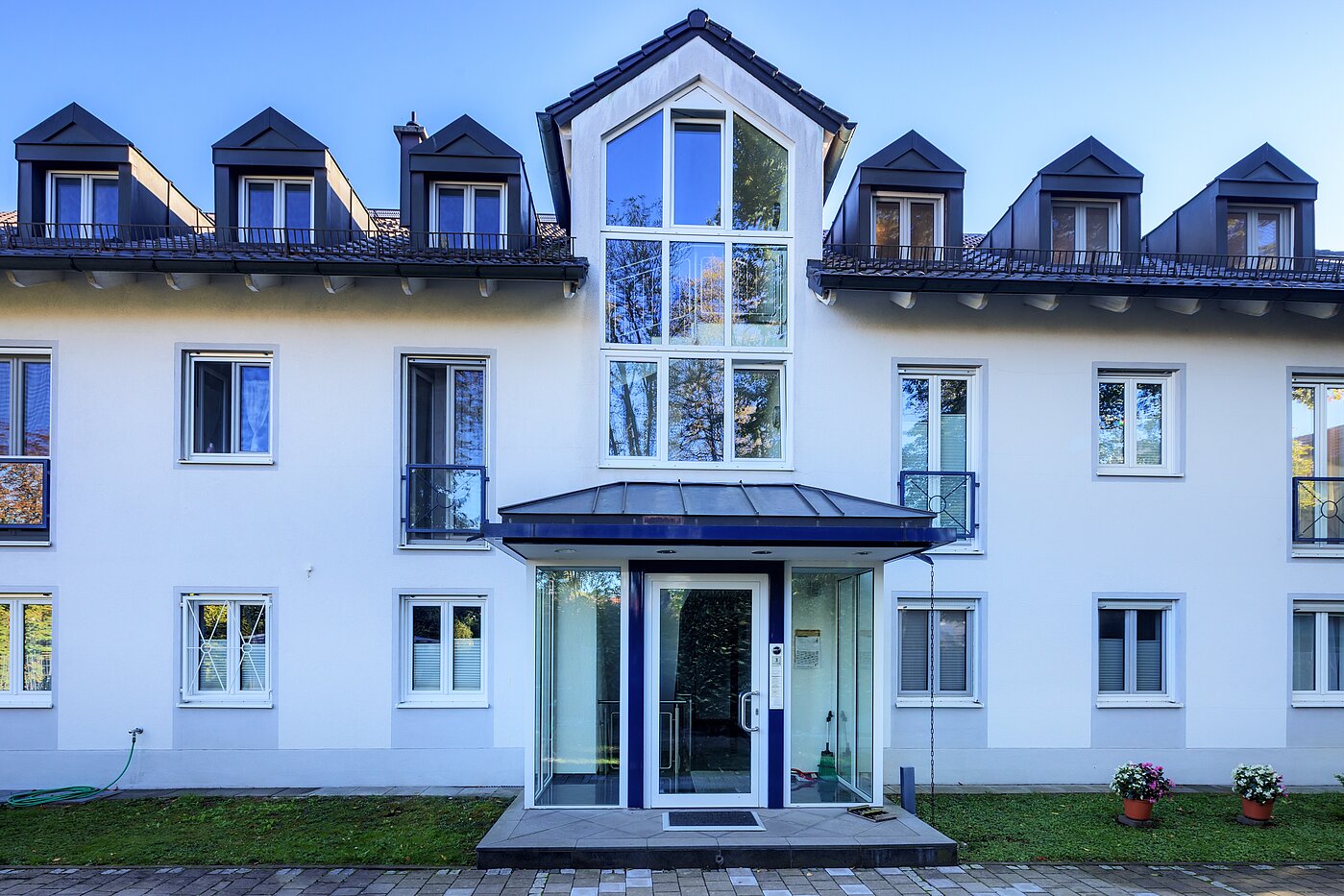 Attic Apartment with 3 room | 70501 | Gepflegtes Objekt