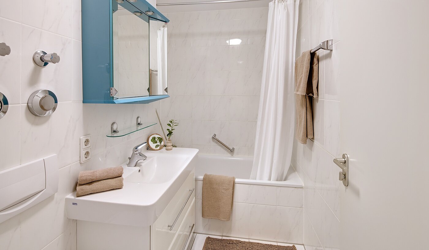 Maisonette with 4.5 room | 70295 | Badzimmer...