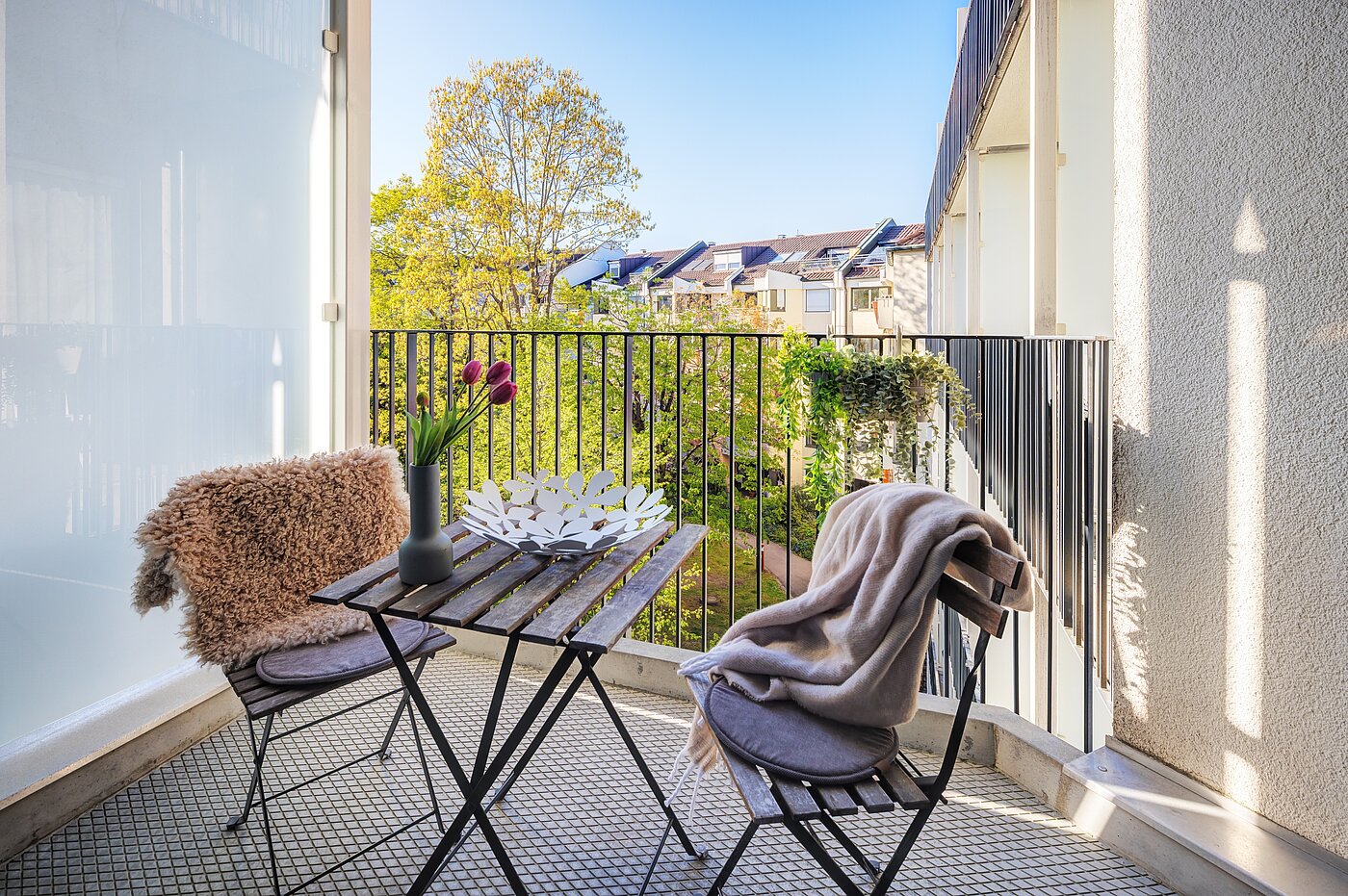 Apartment with 1.5 room | München-Bogenhausen | 70378 | ...auf dem Balkon...